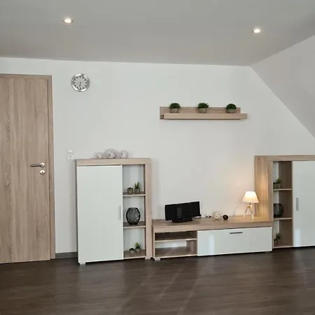 アパート Utkiek アウリッヒ