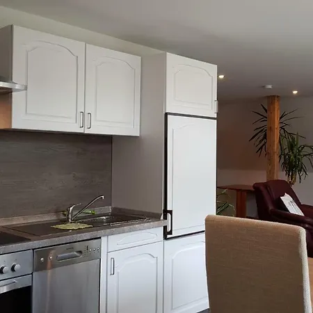 Utkiek アパート *